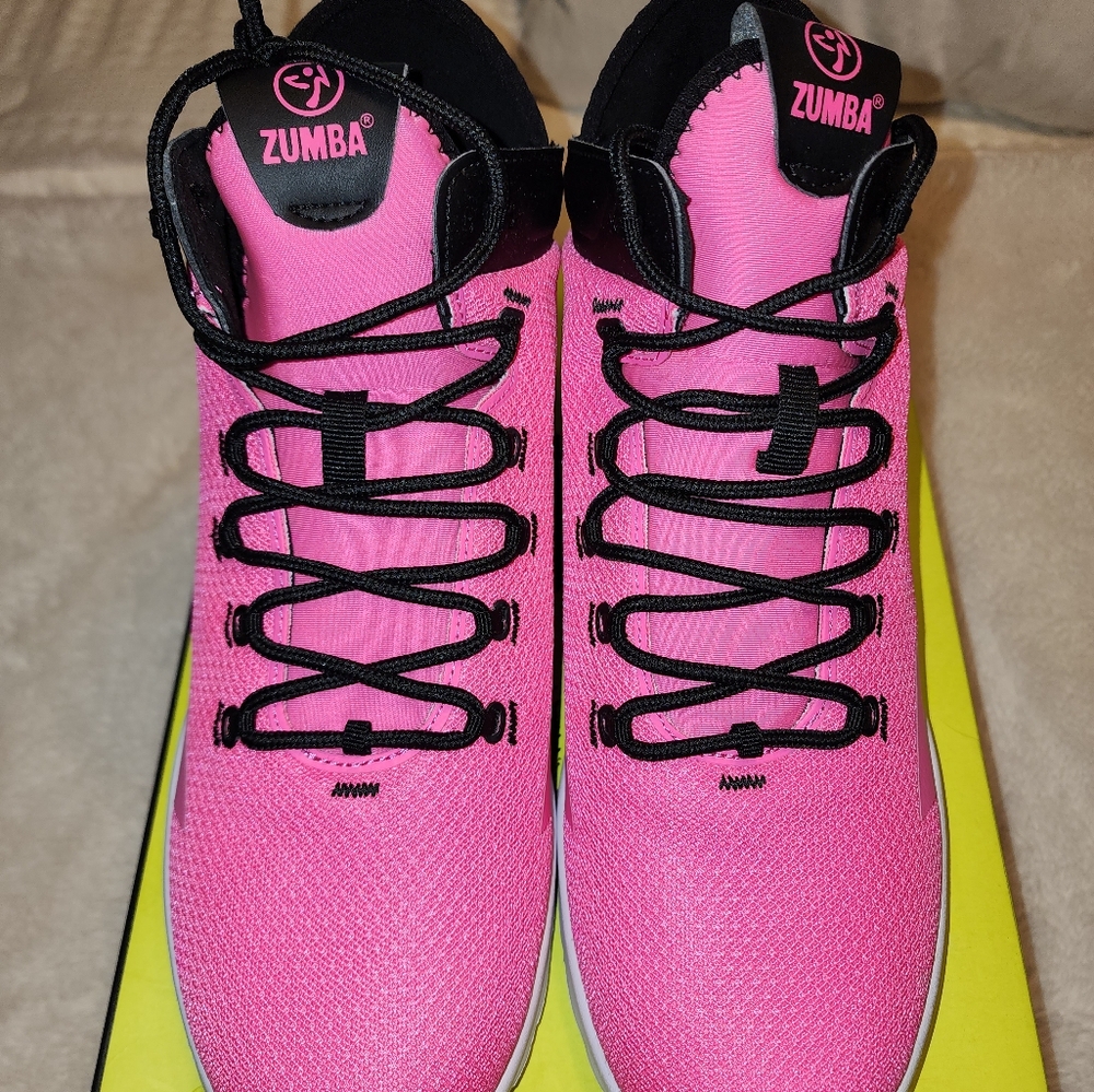 Zumba Air Funk Fitness Women's Vibrant Pink Sneakers Size 10